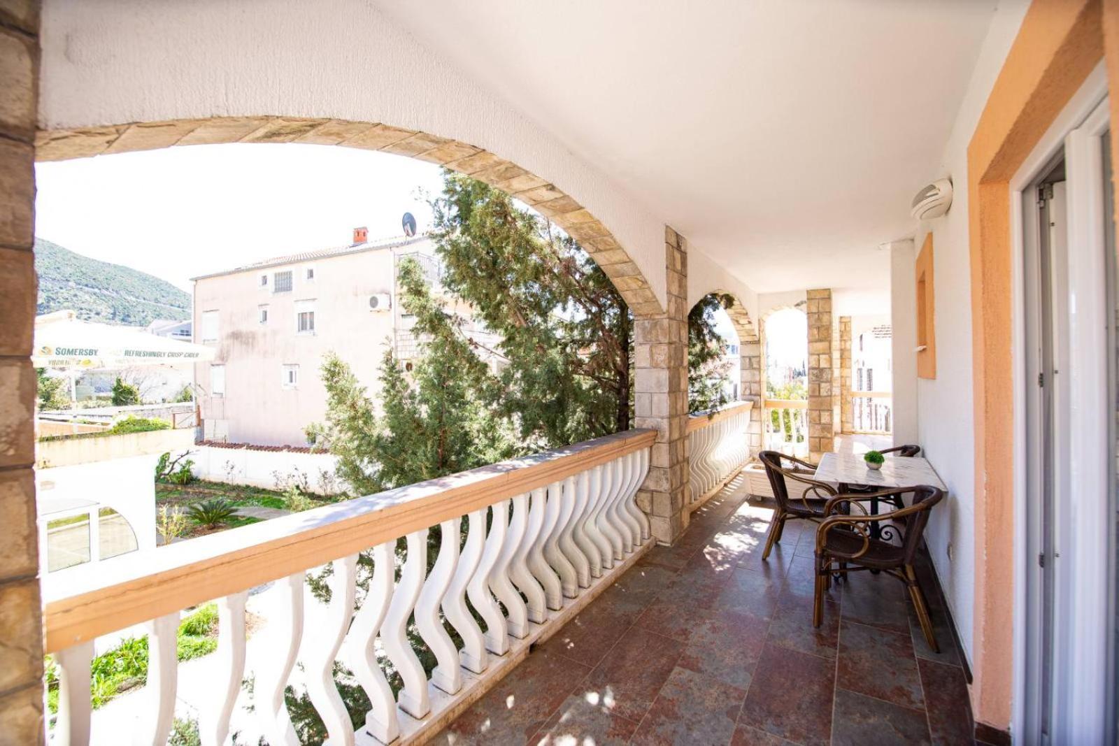 Ipera Appartement Budva Buitenkant foto