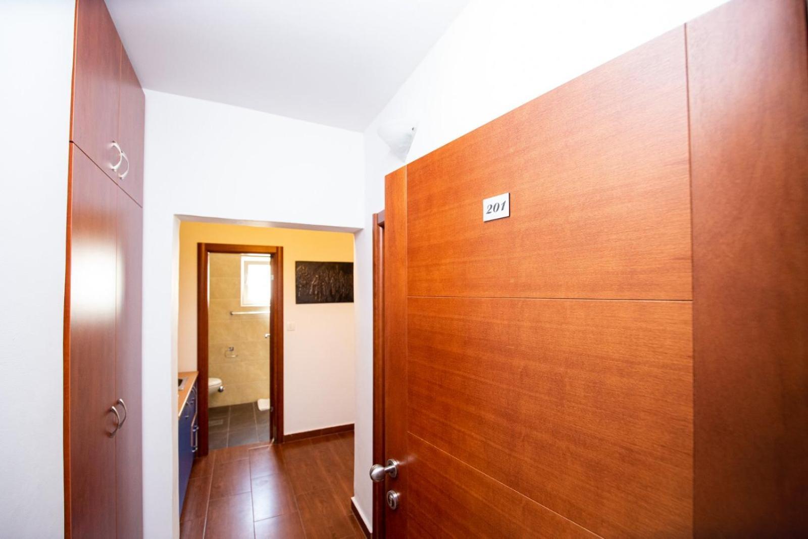 Ipera Appartement Budva Buitenkant foto