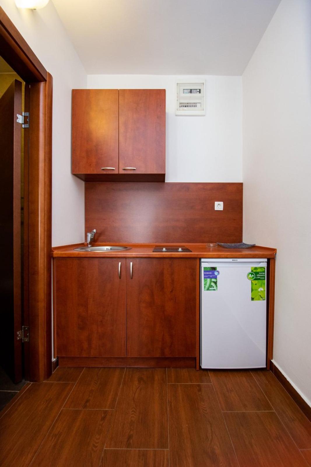 Ipera Appartement Budva Buitenkant foto