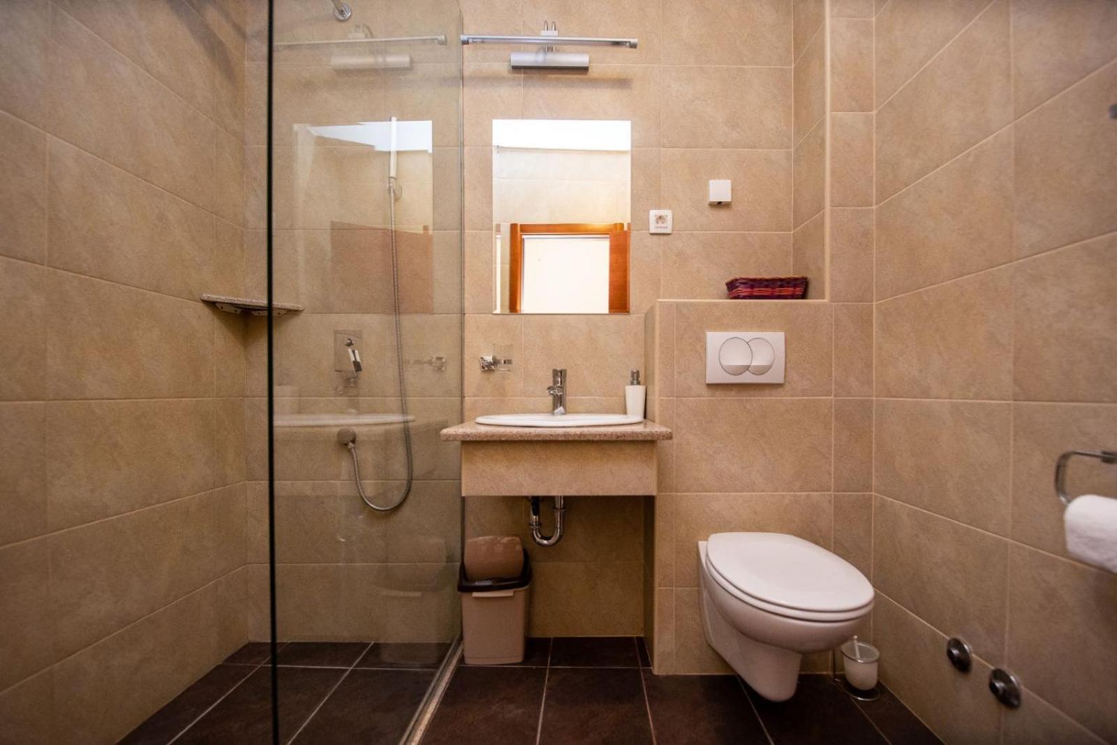 Ipera Appartement Budva Buitenkant foto
