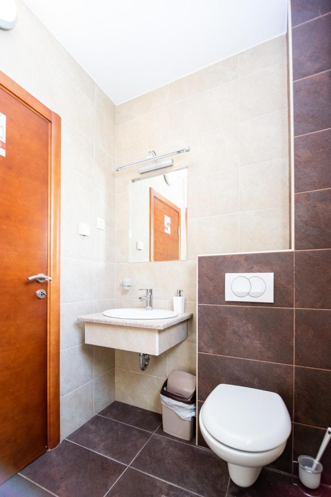Ipera Appartement Budva Buitenkant foto